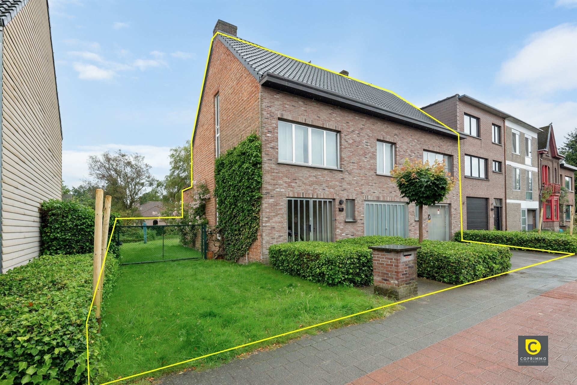 Ruime woning met tuin en extra werkruimte foto 1