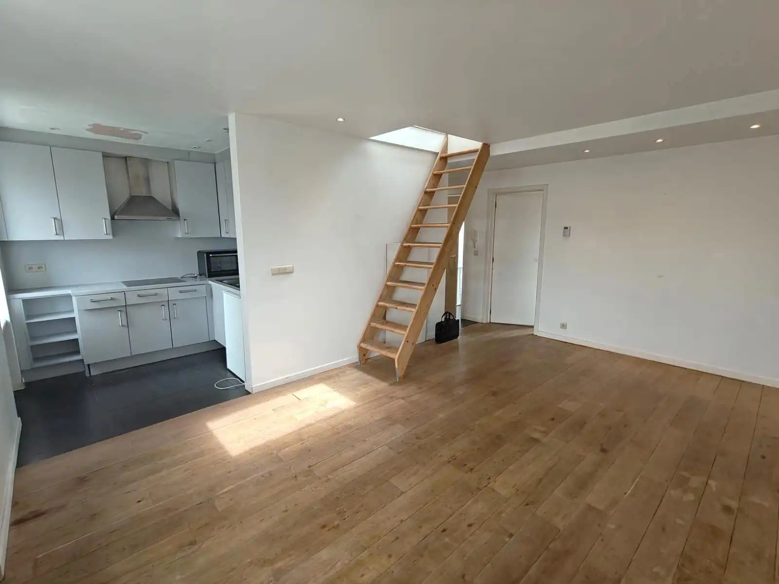 2 slaapkamer appartement  foto 2