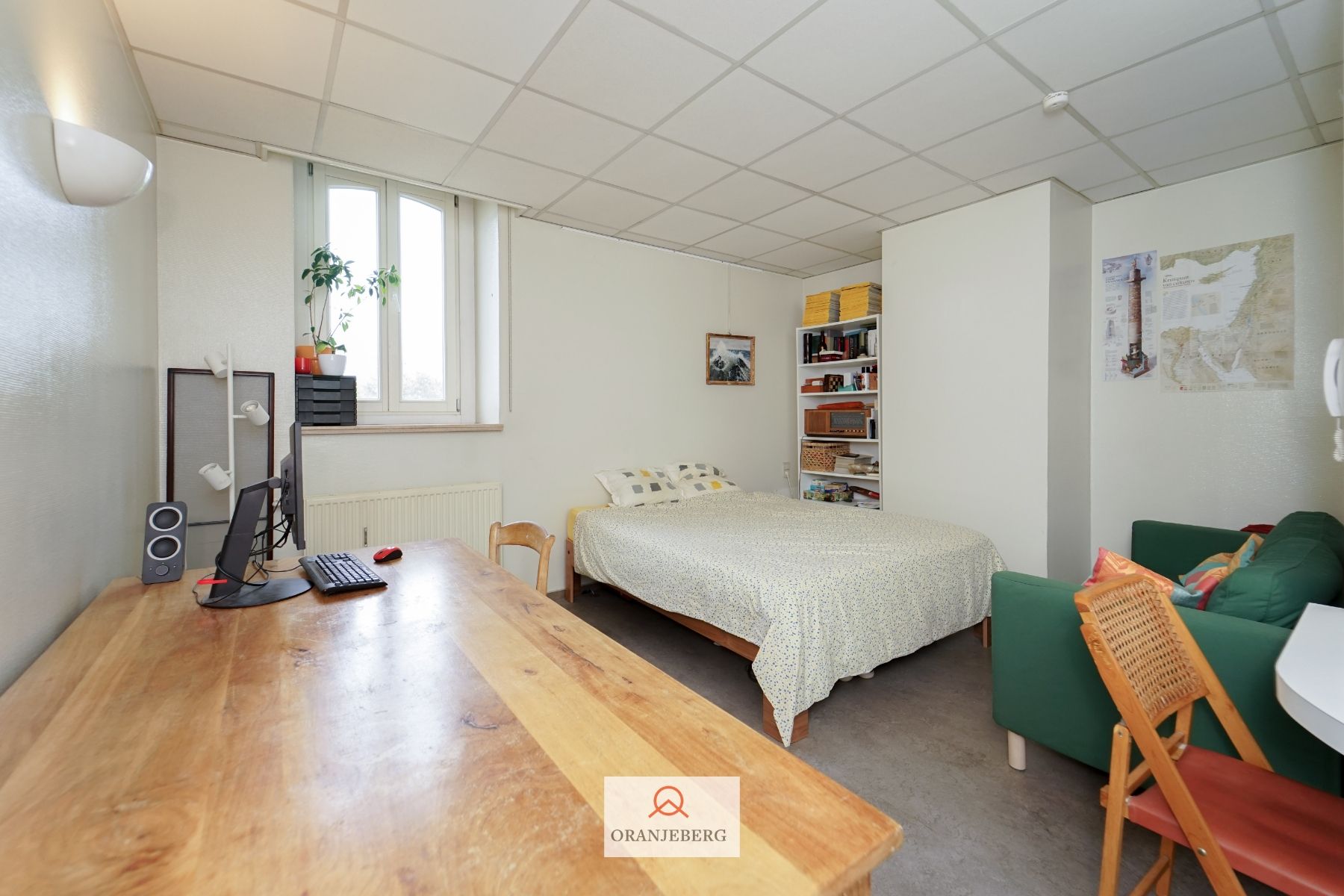 Leuke studio vlakbij Sint-Pietersplein en Citadelpark foto {{pictureIndex}}