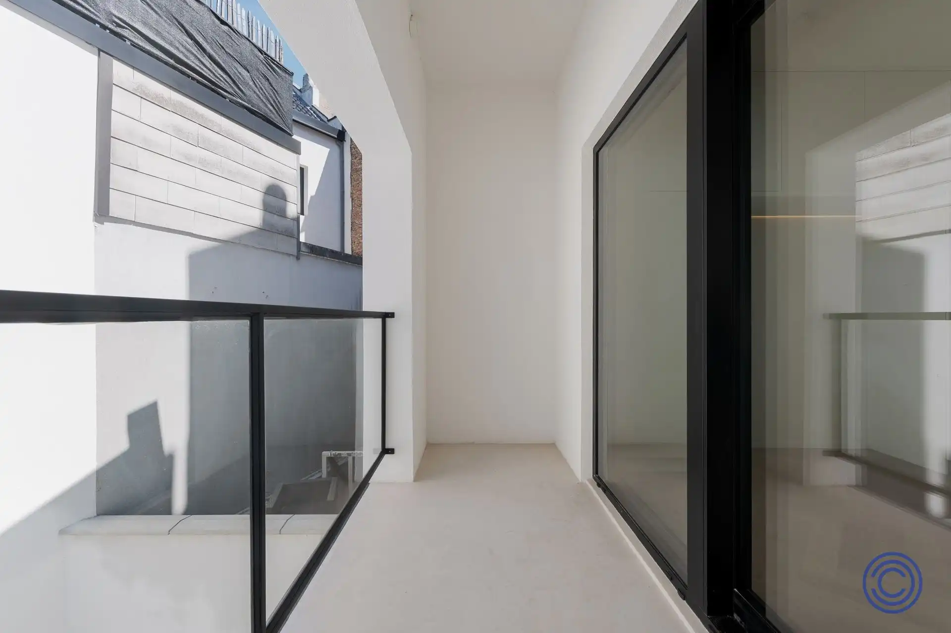 KIJKDAG 11/07: Stijlvol wonen nabij de Marnixplaats – luxueus gerenoveerd appartement met terras! foto 14