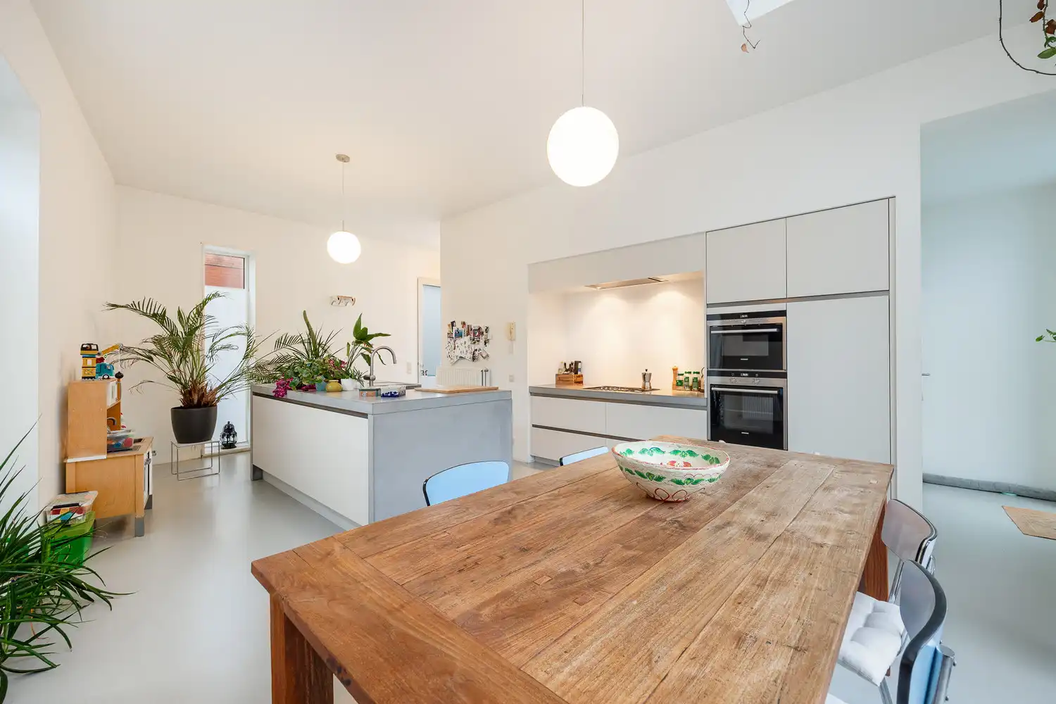 Energiezuinige (EPC B) halfopen eengezinswoning met aangename tuin, op centrale locatie te 2020 Antwerpen. foto 9