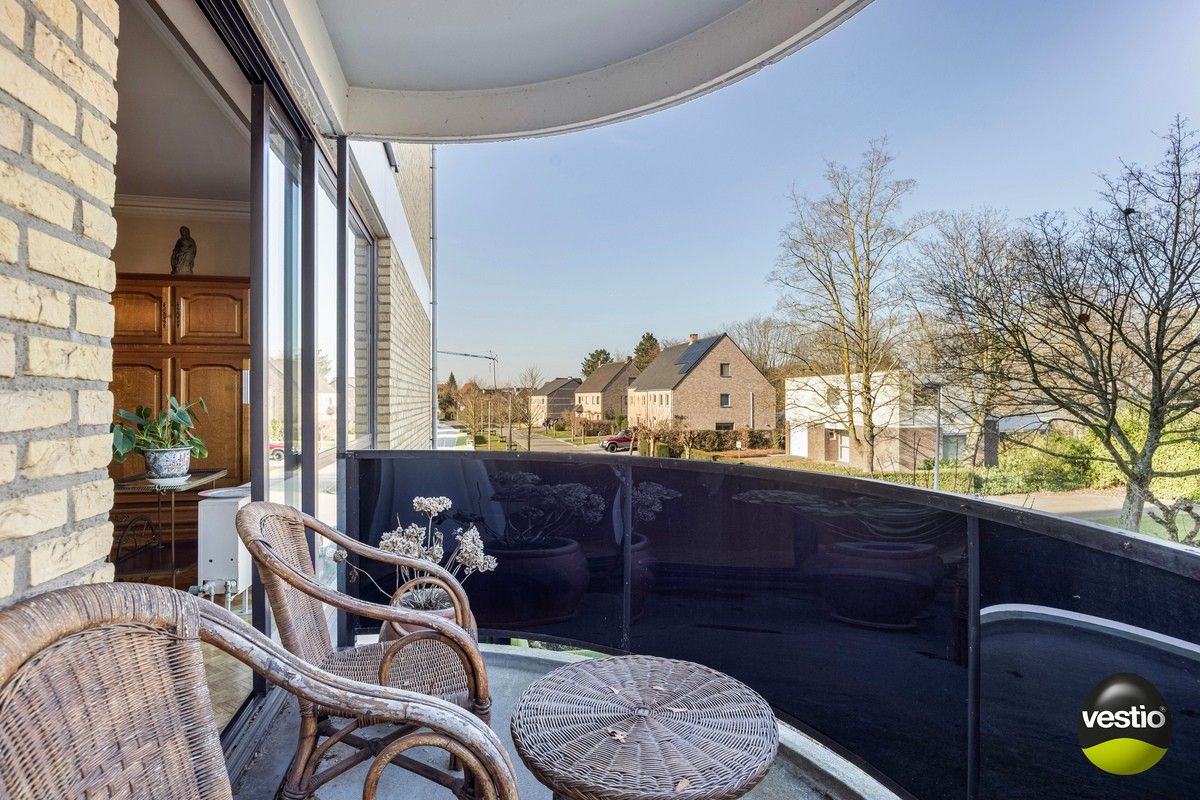 3 slaapkamer appartement met mogelijkheid aankoop garagebox op Holland Veld. foto 7