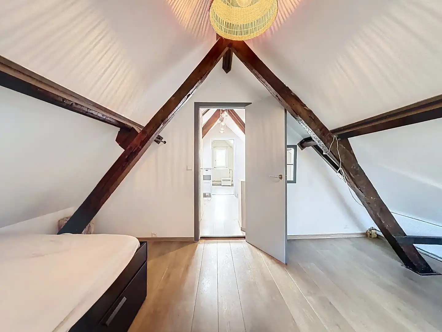 Charmante dijkwoning in het hart van de Zeeuwse polders (Slikkenburg) foto 22