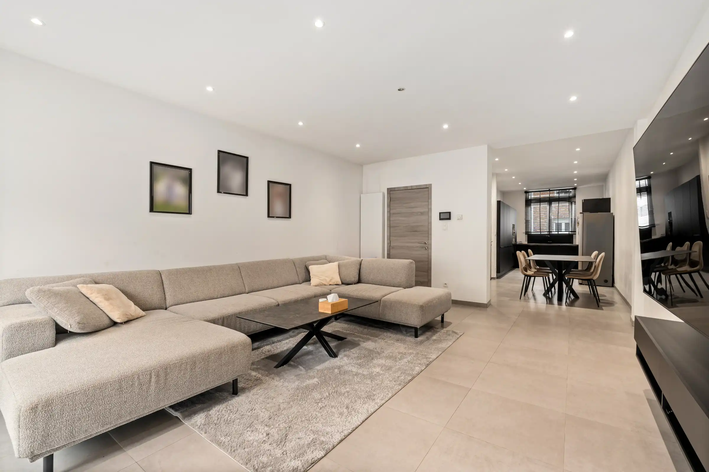 Gerenoveerde - instapklare woning met gezellige patio foto 5