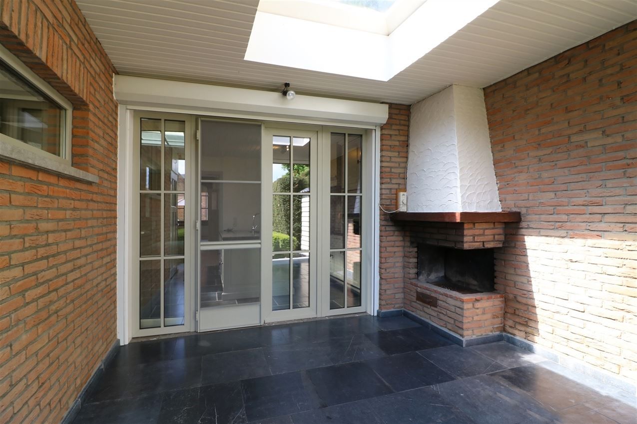 Charmevolle, vernieuwde woning met 3 slps en stadstuin foto 10