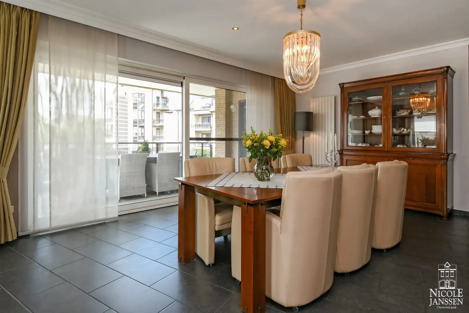 Ruim en luxueus appartement van 190m² foto 8