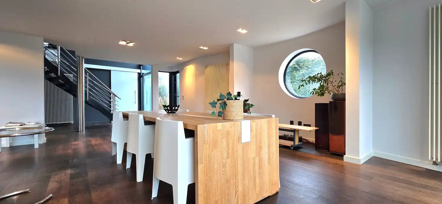 Ruime moderne woning op een perceel van 10a 12ca in een rustige, bosrijke omgeving te koop foto 8