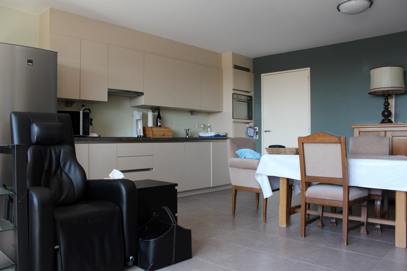 Gezellige serviceflat (1 slpk) in hartje Lommel Centrum foto 7