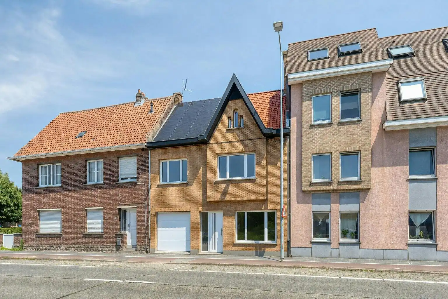 Gerenoveerde gezinswoning met vijf slaapkamers te Merelbeke foto 18