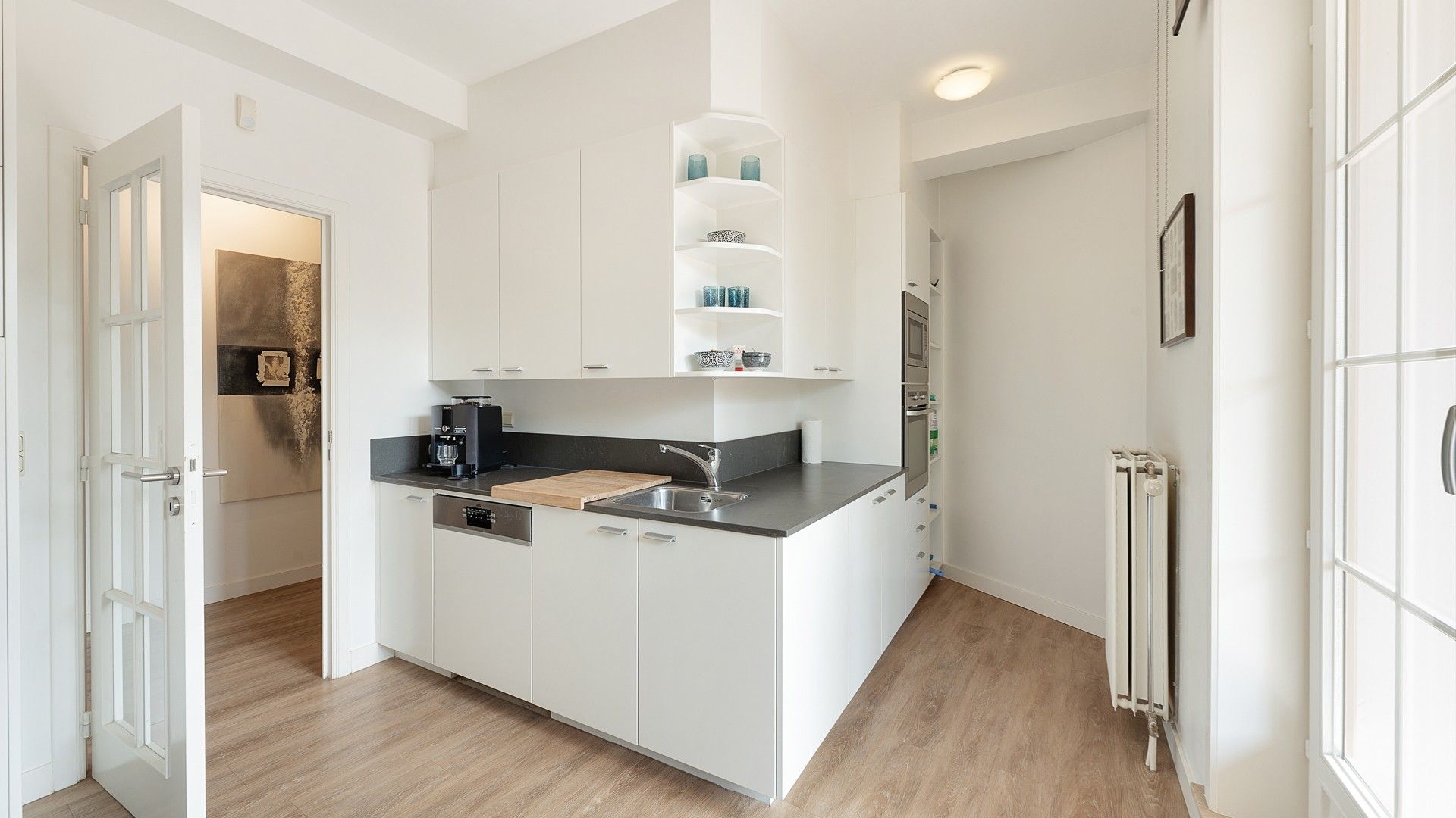Heel ruim appartement van 165m² in de villaresidentie Elysée vlakbij het strand en het Albertplein, hartje Zoute. foto 16