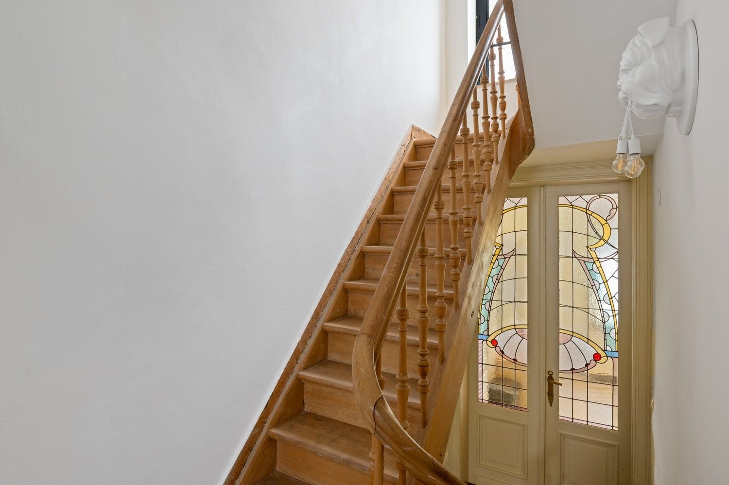 Prachtig herenhuis met 4 slaapkamers en tuin in Wijnegem! foto 27