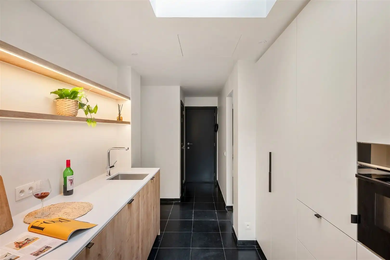 Uitzonderlijk herenhuis volledig gerenoveerd foto 11