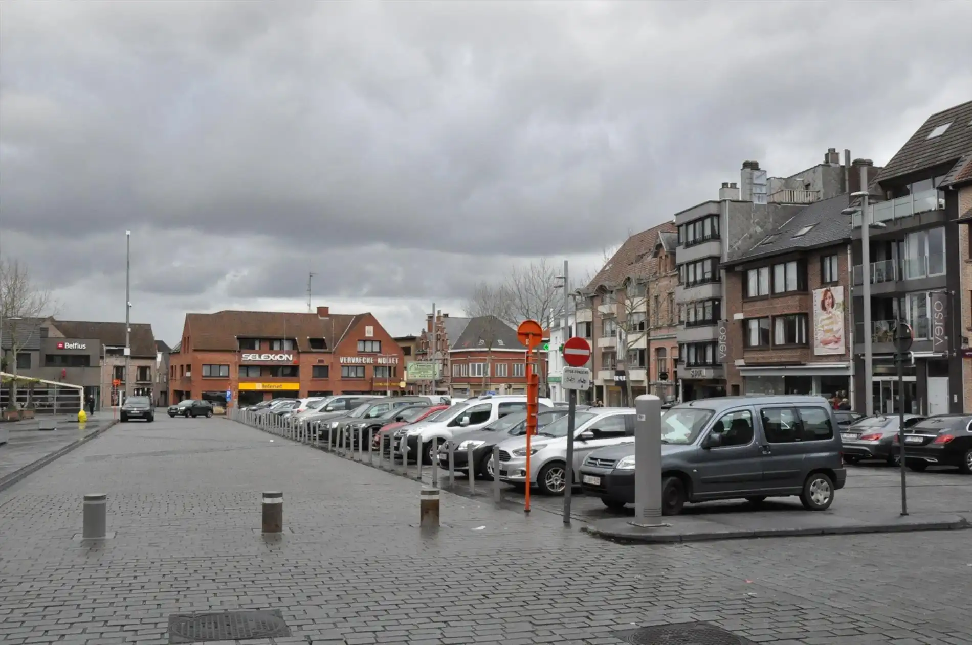 Handelspand (kantoor- of winkelruimte) met een totale oppervlakte van 150m² - centrale ligging foto 2