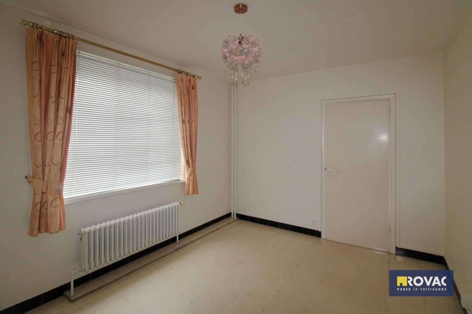 Appartement op de tweede verdieping met garage! foto 9