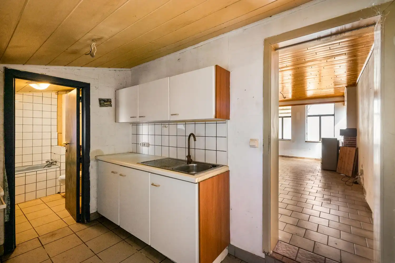 Te renoveren woning te Beerzel foto 7