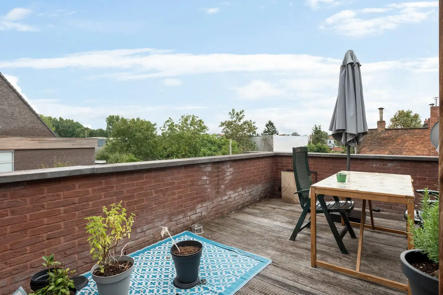 Riant duplex appartement met terras te Borsbeek foto 12