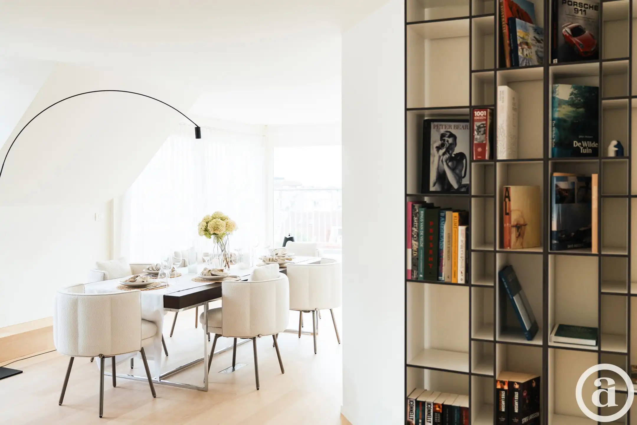 Zonnige penthouse met ruime terrassen en zijdelings zeezicht foto 6