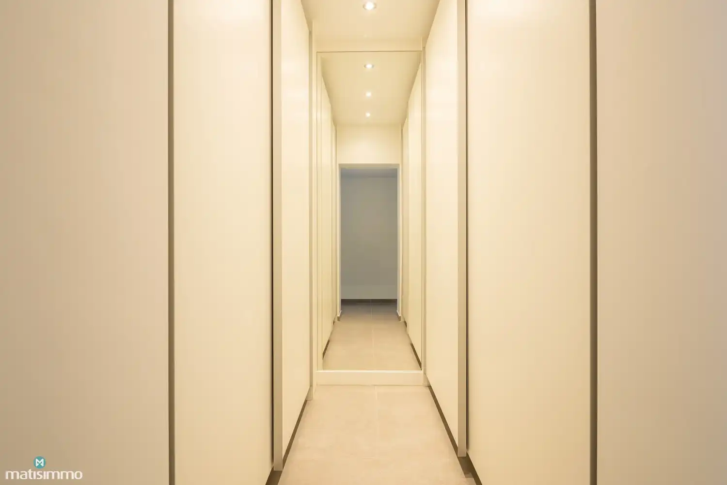 RECENT APPARTEMENT VOORZIEN VAN ALLE COMFORT MET TWEE SLAAPKAMERS TE MOPERTINGEN foto 17