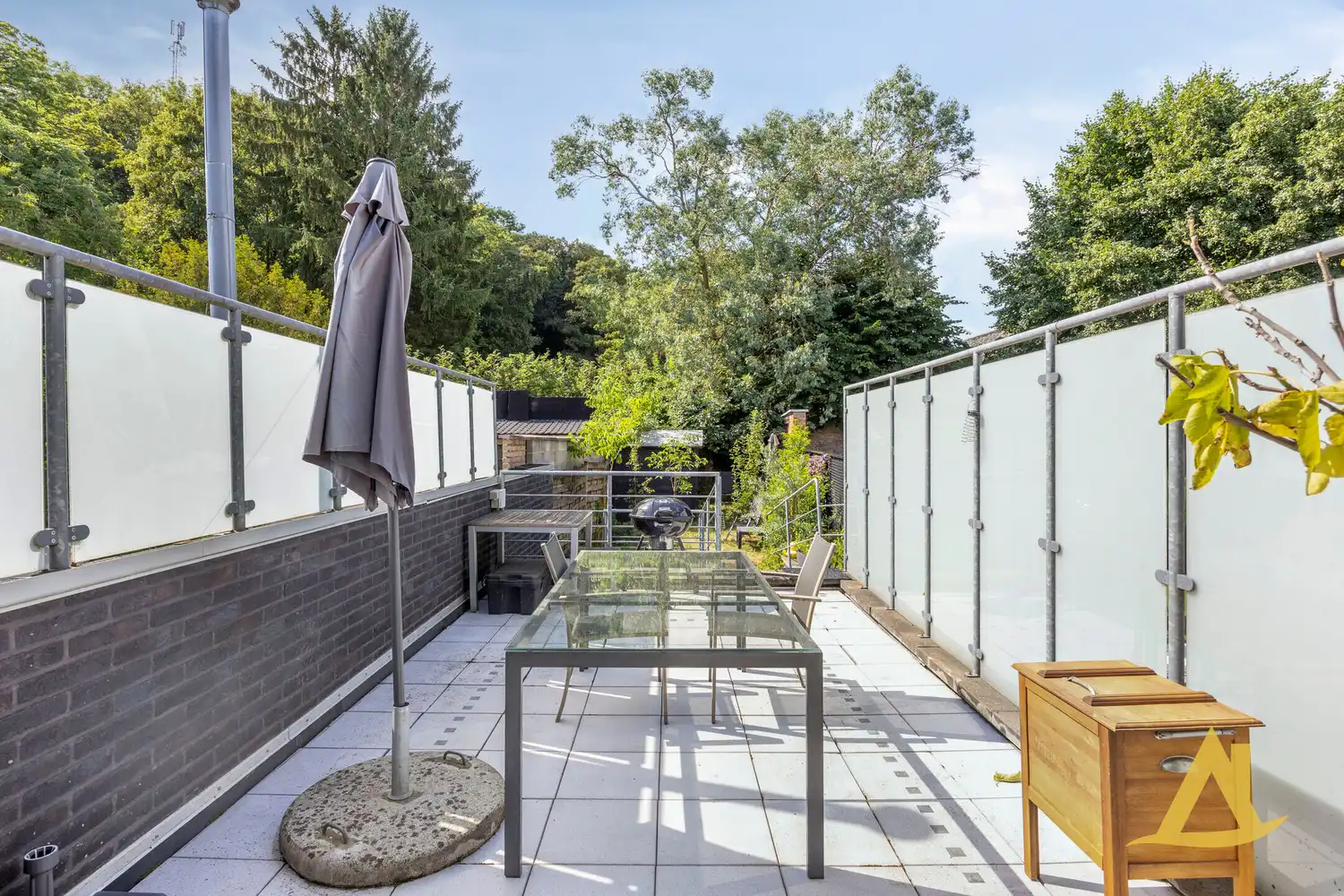 DESIGN STADSWONING MET 3 SLAAPKAMERS, TUIN EN JACUZZI IN HET HARTJE VAN DIEST foto 16