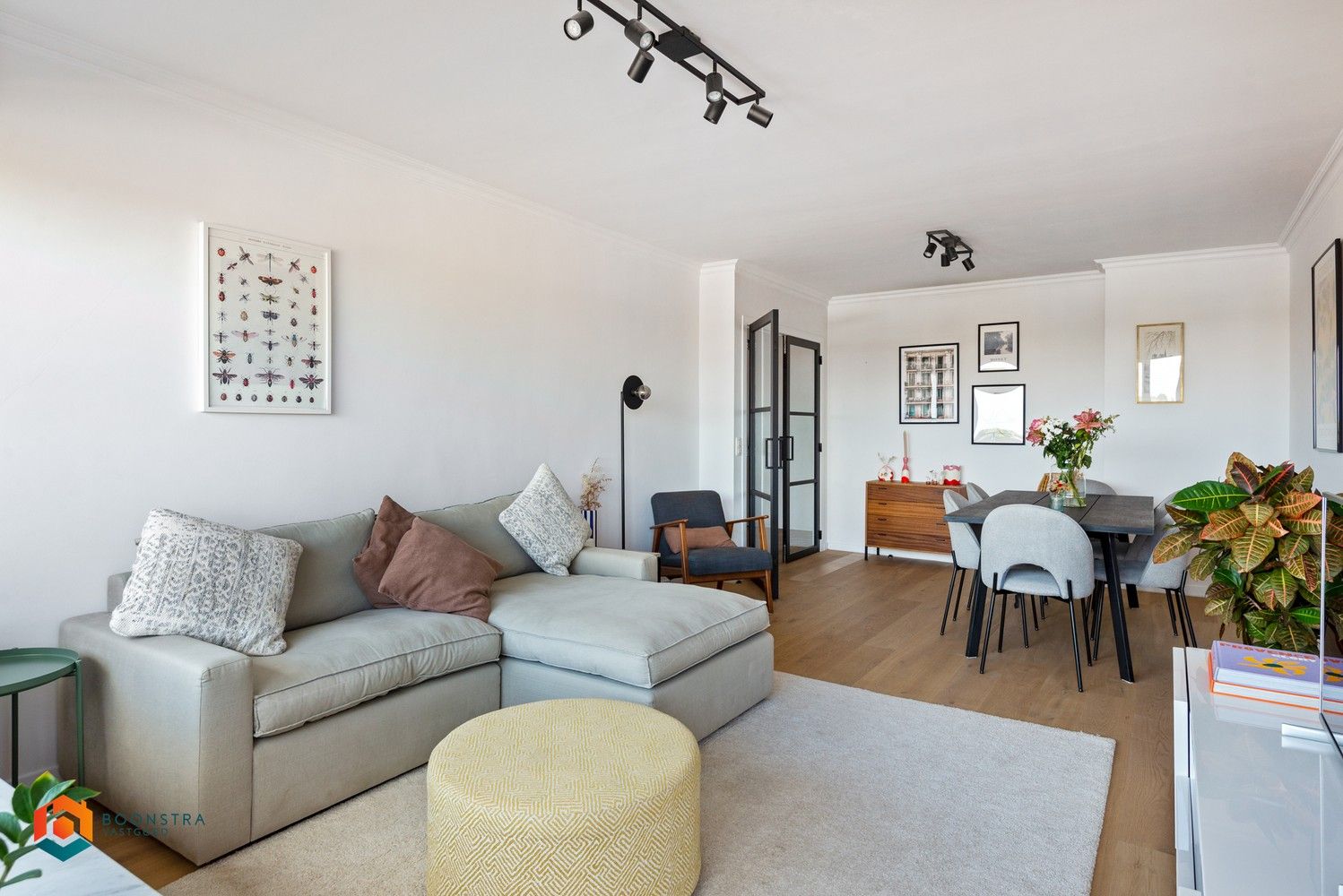 Recent gerenoveerd app. met 2 slpkrs op toplocatie in hartje Mechelen foto {{pictureIndex}}