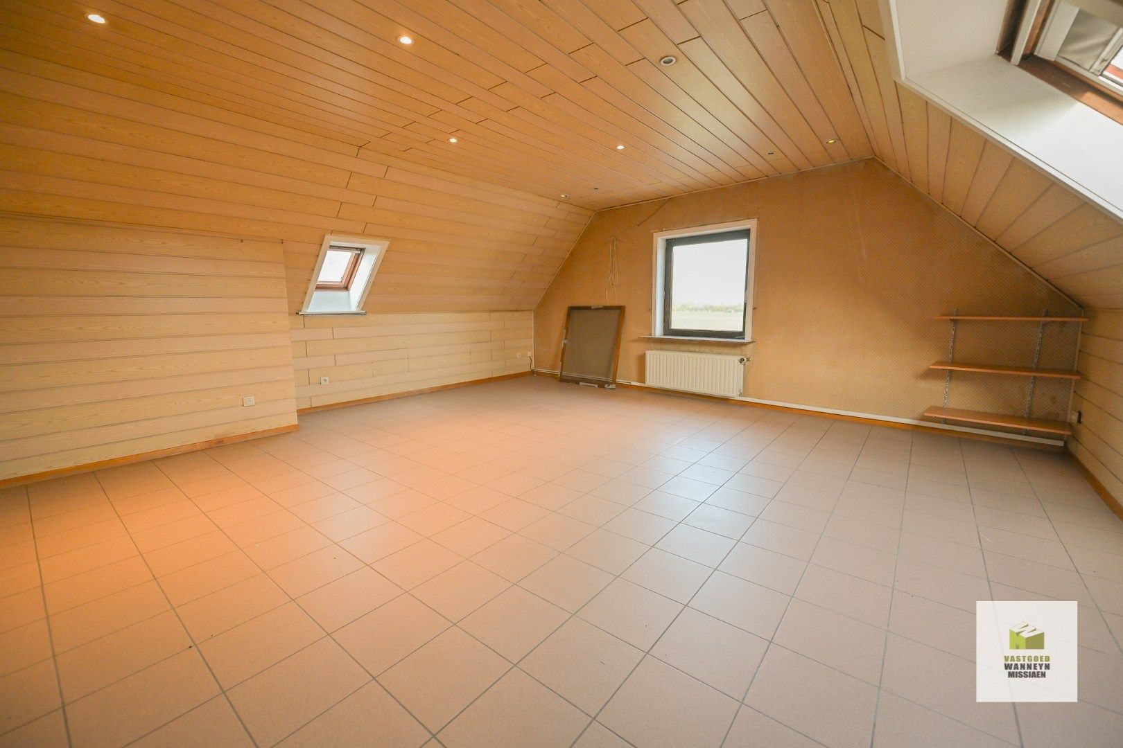 Veelzijdig handelspand met woonst op toplocatie tussen Wingene en Tielt foto 15