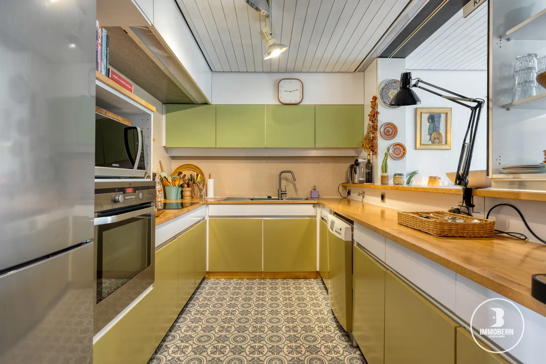 Ruim appartement met 2 terrassen en autostaanplaats foto 10
