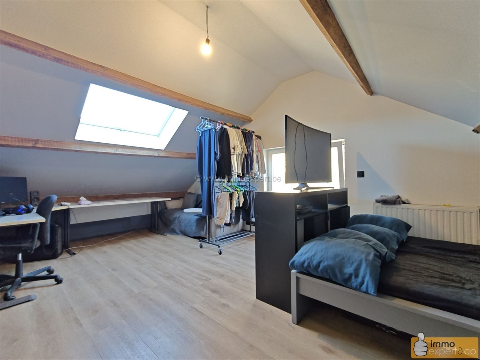 DILBEEK: Ruime gerenoveerde gezinswoning met 5 slpks en 2 badkamers foto 19