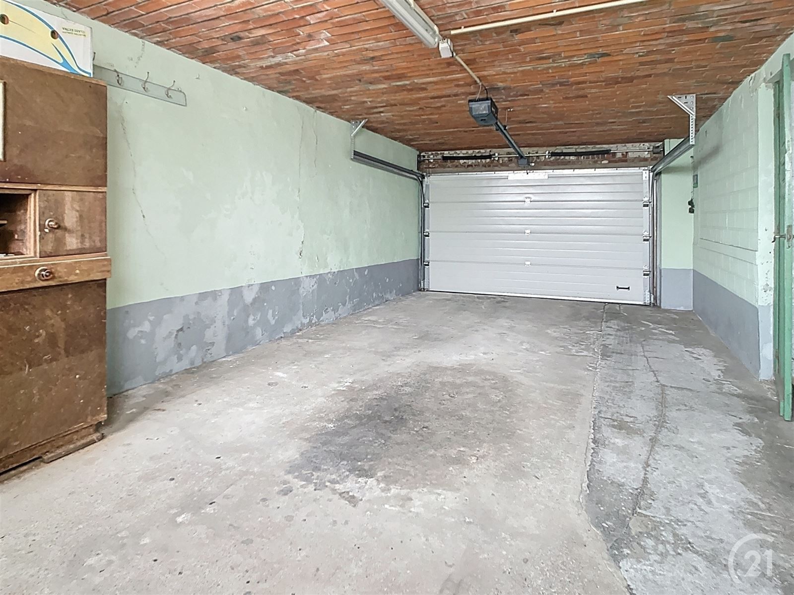 3 gevelwoning met loods (248m2) en garage foto 27