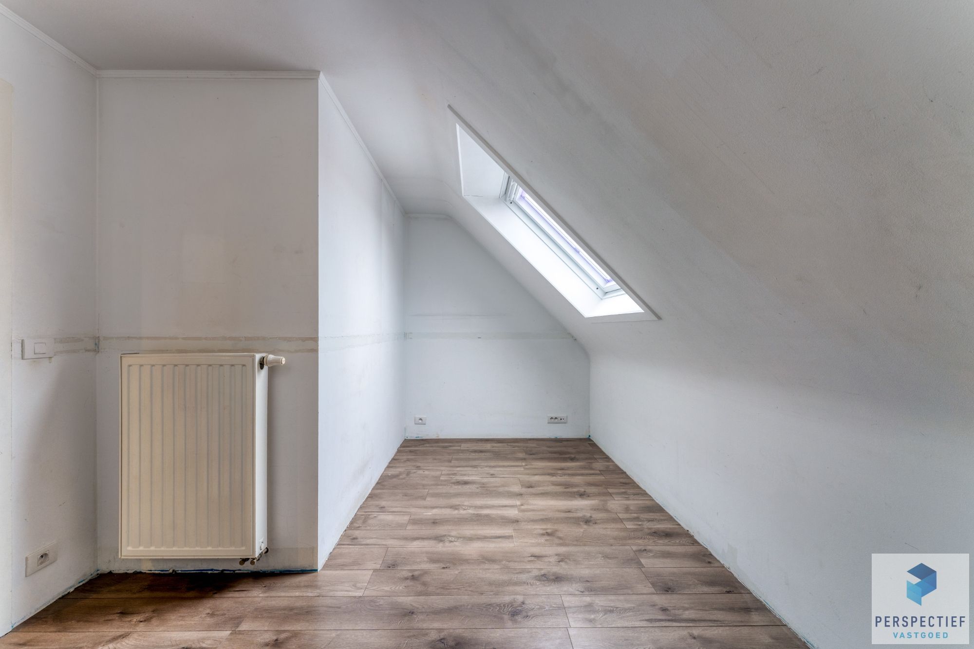 VERRASSEND RUIME en ENERGIEZUINIGE WONING met ZONGERICHTE TUIN foto 11