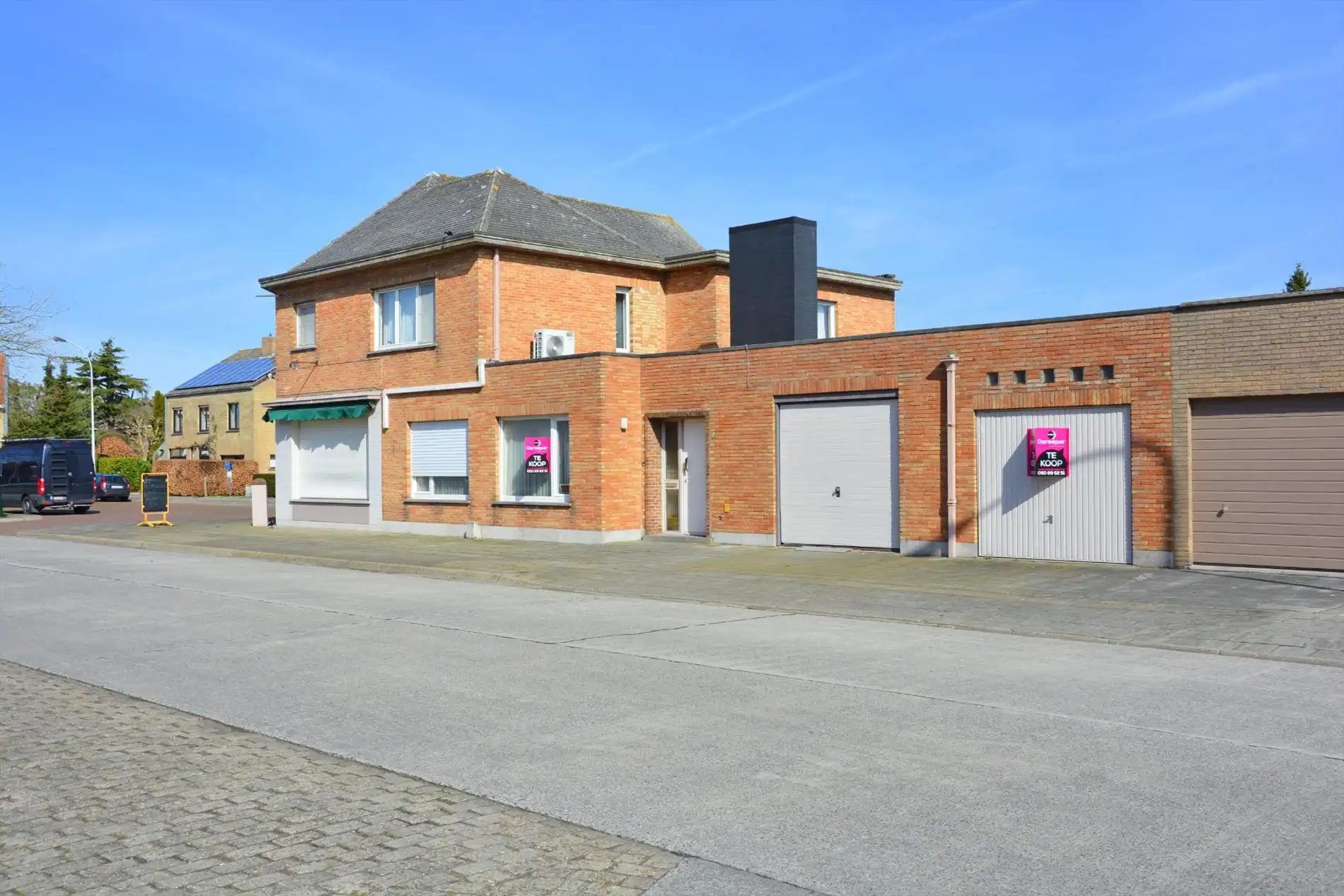 Karaktervolle hoekwoning met 5 slaapkamers en polyvalente handelsruimte foto 2