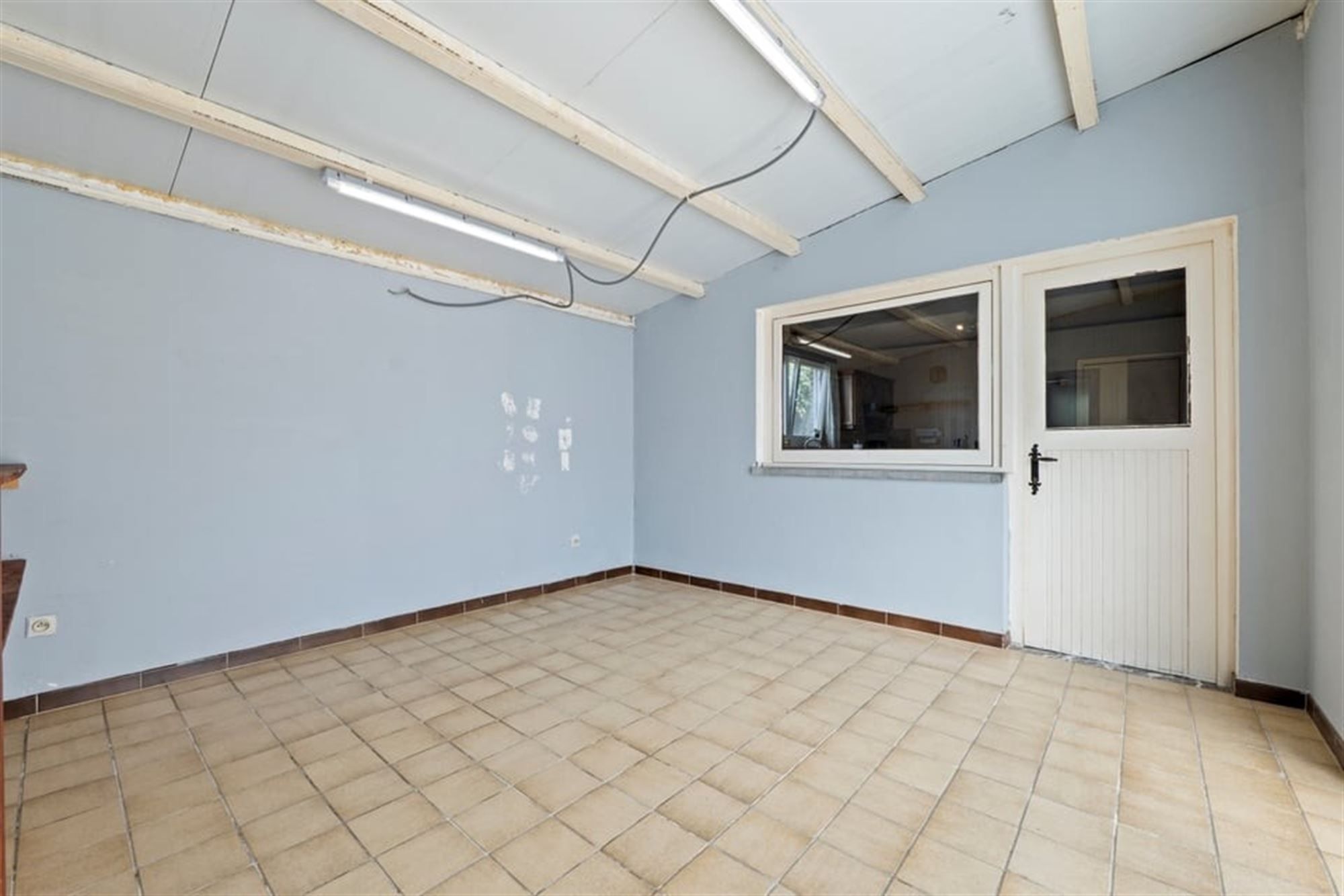 RENOVATIEPROJECT MET POTENTIEEL EN REEDS VERNIEUWDE VERDIEPING IN HARTJE KORTENAKEN foto 31