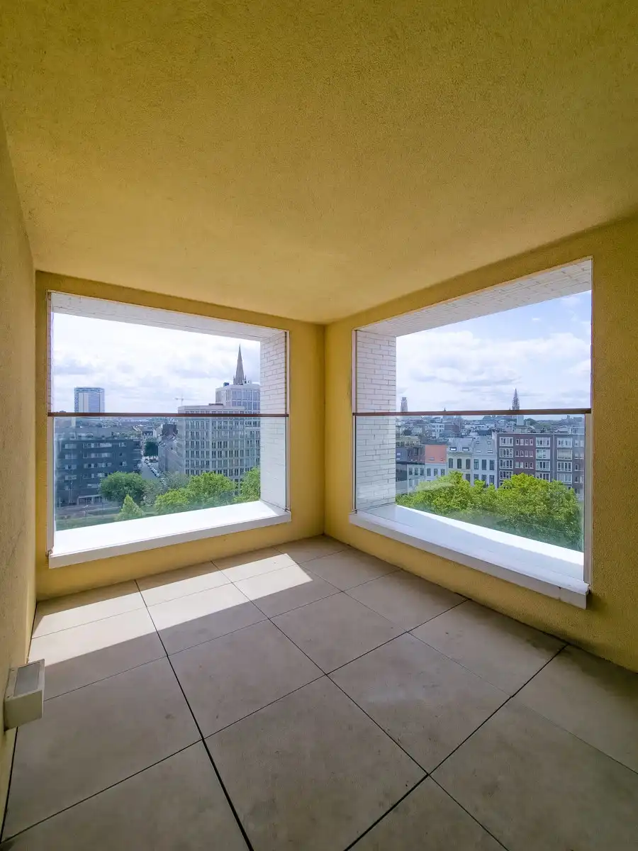 Prachtig gemeubeld 2-kamer appartement met TERRAS foto 5
