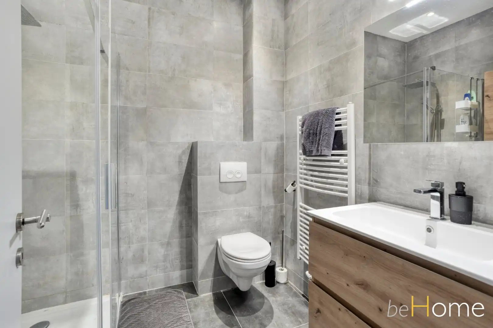 Op zoek naar een instapklaar appartement met karakter en moderne afwerking in Deurne? Welkom Home! foto 13