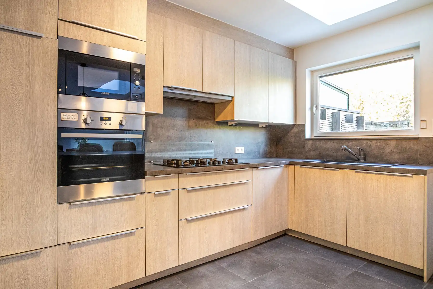 Instapklare, brede woning met uniek groen uitzicht foto 12