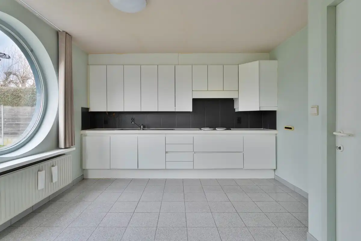 Ruime woning met thuiskantoor te Lendelede foto 5