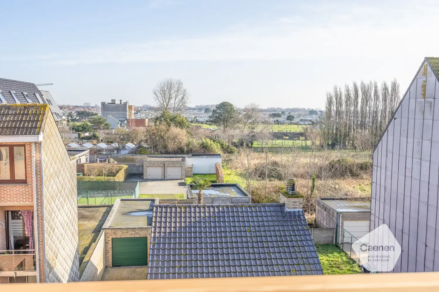 Instapklaar recent duplex appartement vlakbij centrum Bredene Duinen foto 14