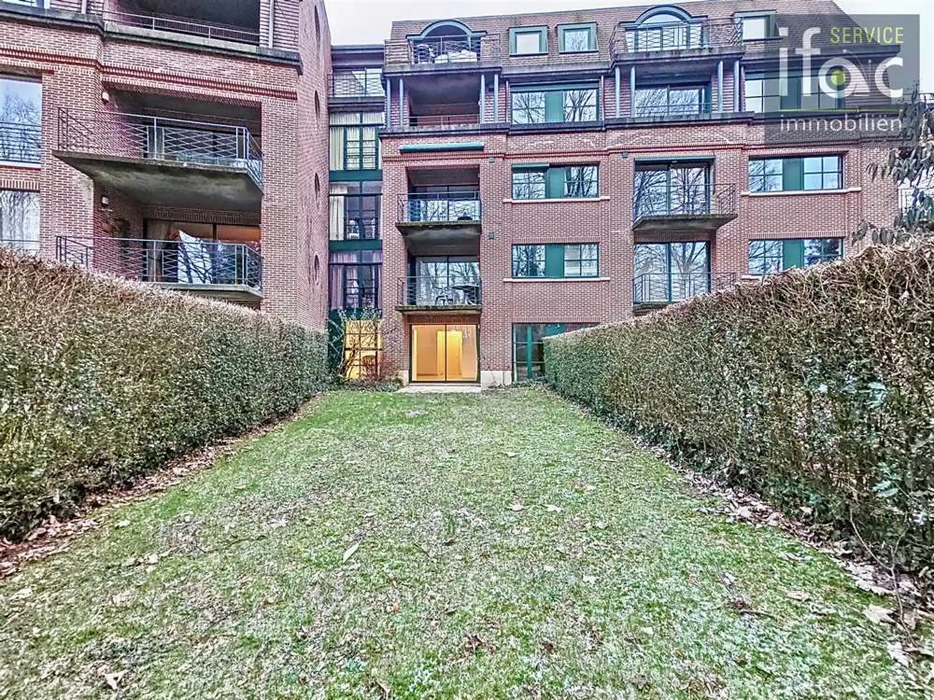Uitstekend gelegen gelijkvloers appartement foto 10