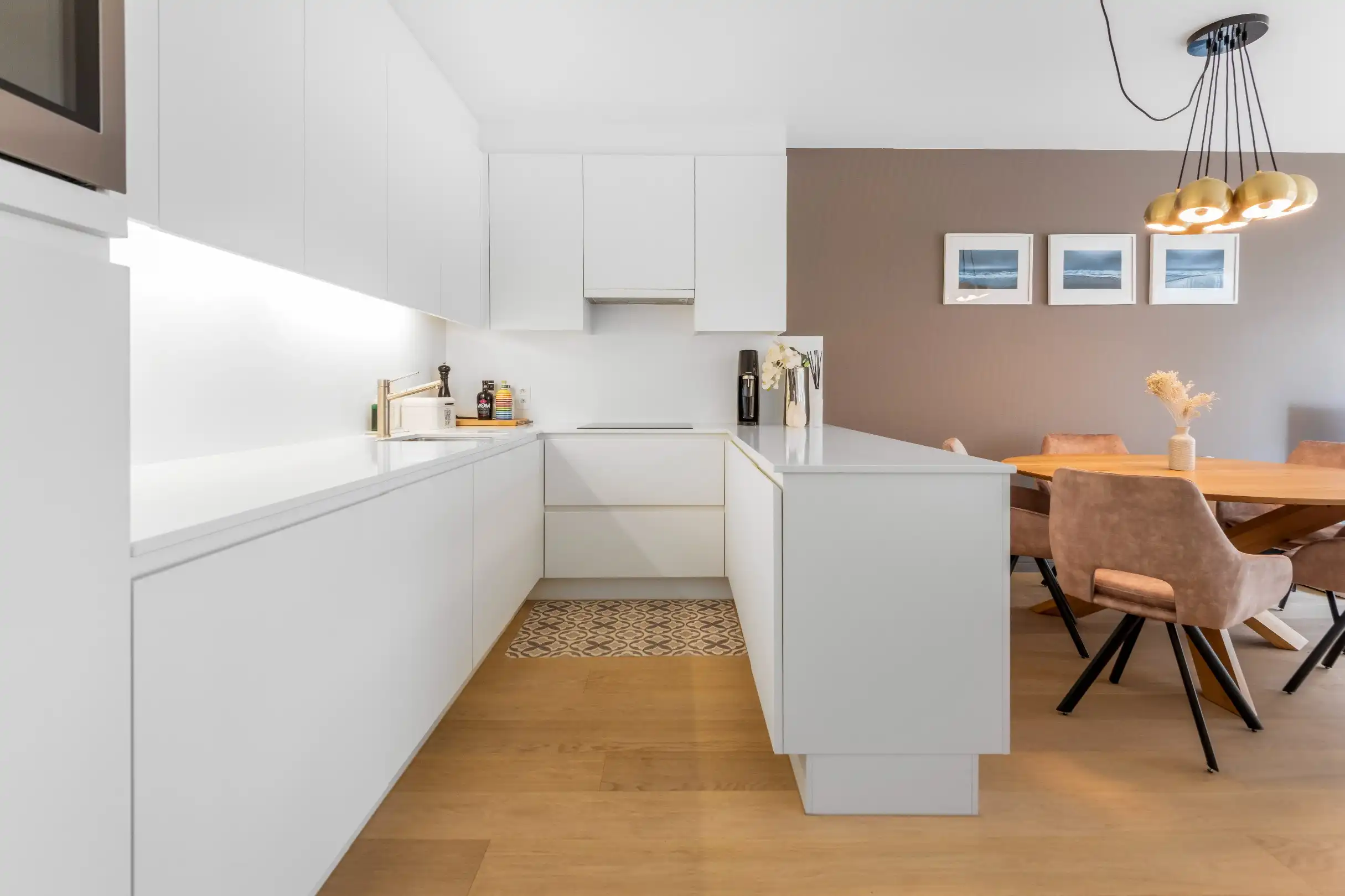 Modern appartement met zijdelings zeezicht gelegen in het Zoute vlakbij de Minigolf foto 6