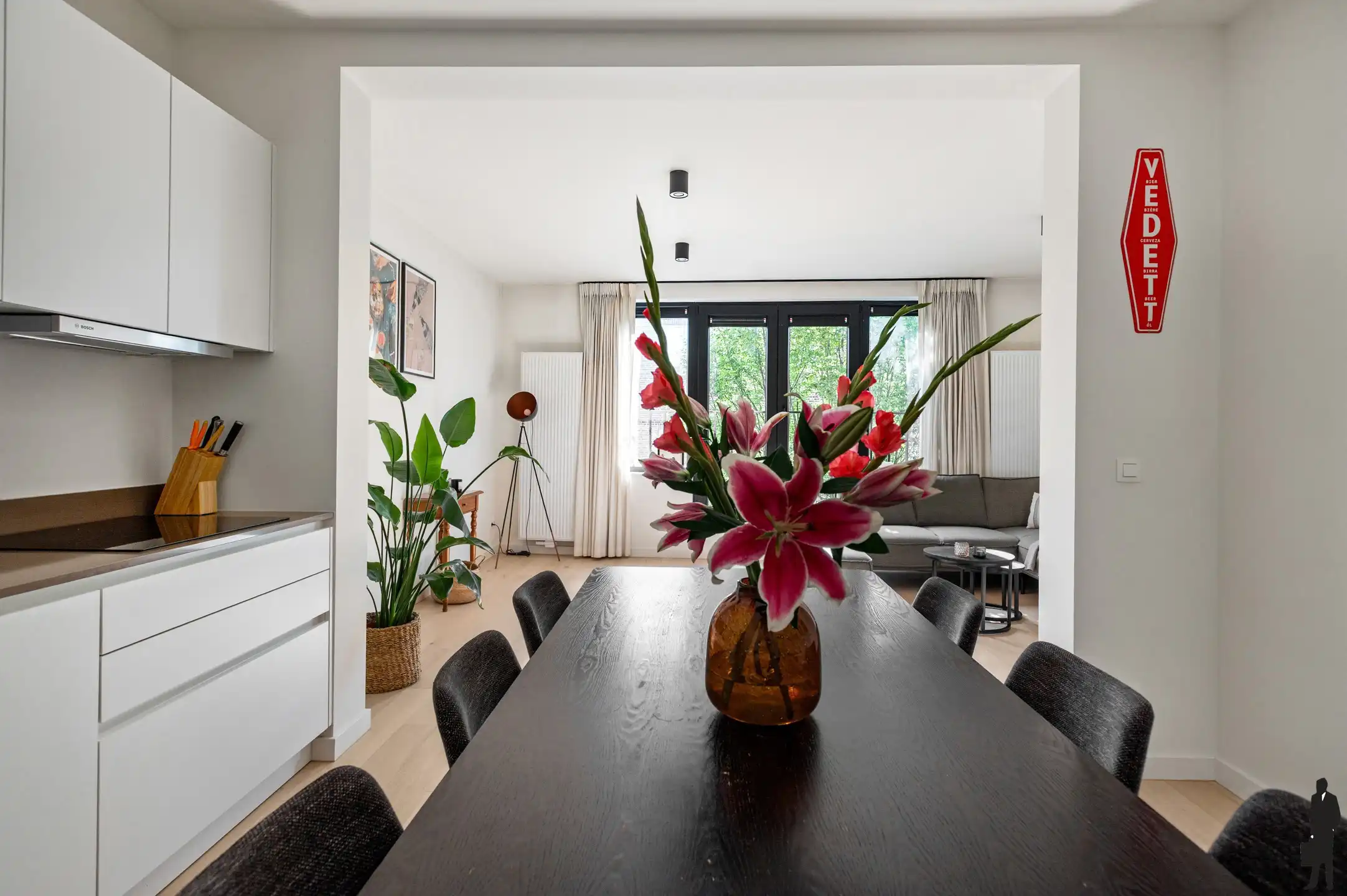 Gerenoveerd 2-slaapkamer appartement met terras (10m²) foto 20