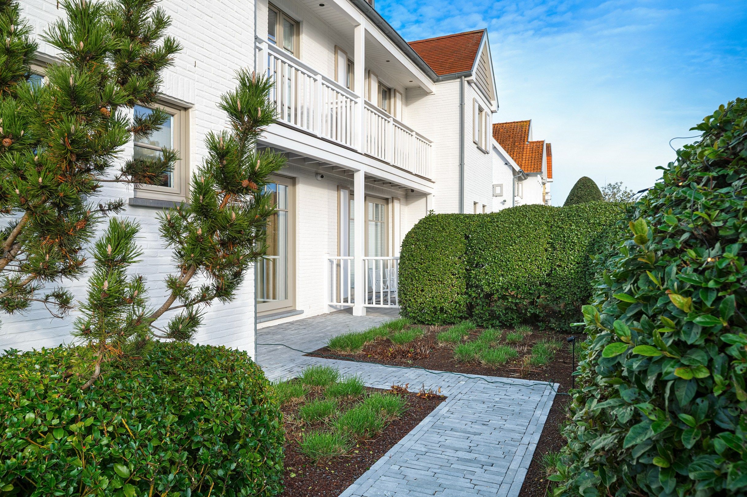 Luxueus afwerkte koppelvilla op wandelafstand van het Albertplein en de Lippenslaan foto 2