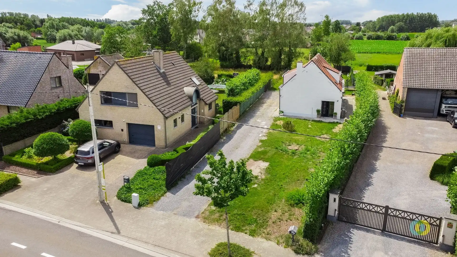 Renovatiewoning met vergund uitbreidingsproject op perceel van 1.147 m² foto 17