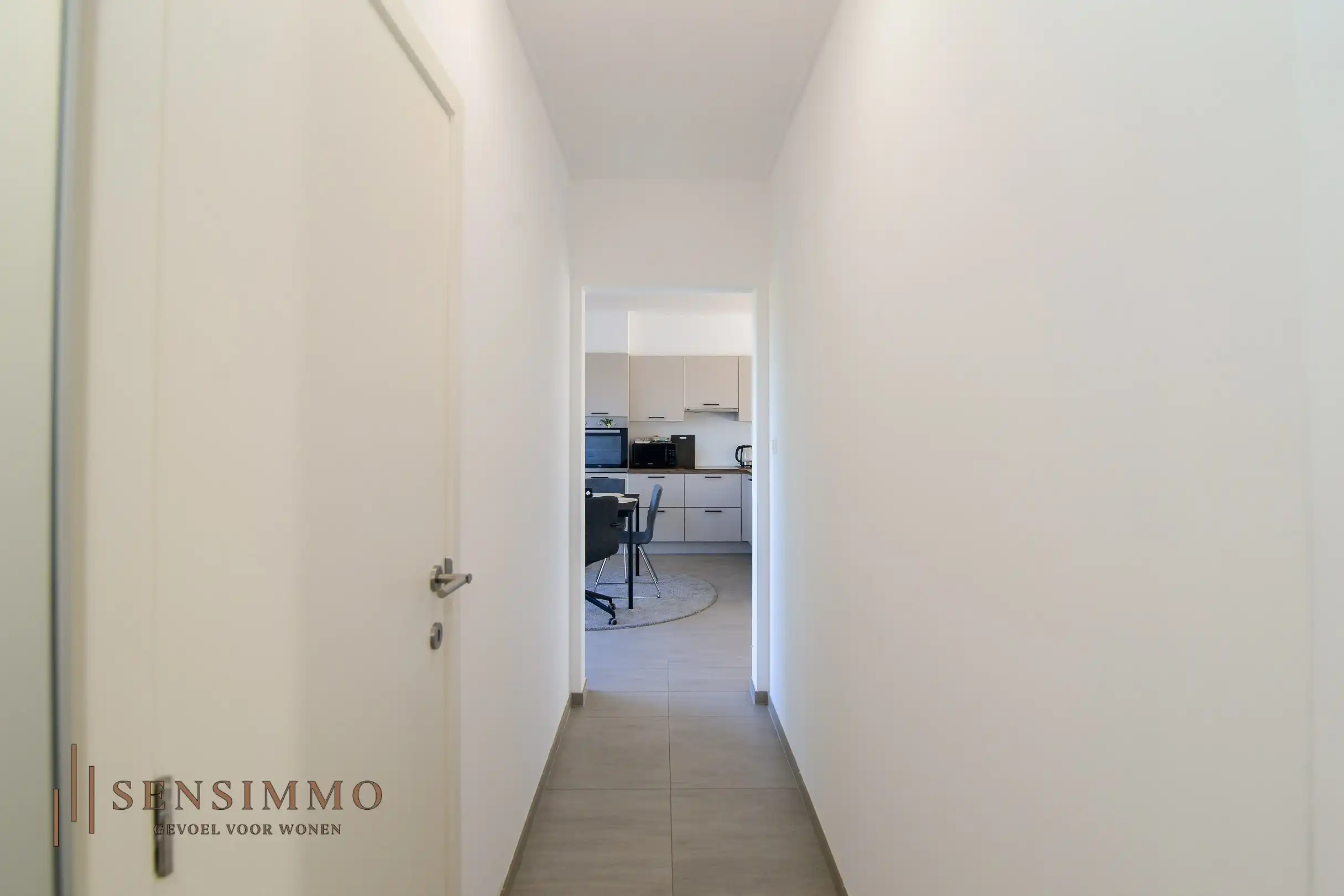 Instapklaar & energiezuinig 1-slaapkamerappartement met 2 terrassen en parking in Maasmechelen foto 12