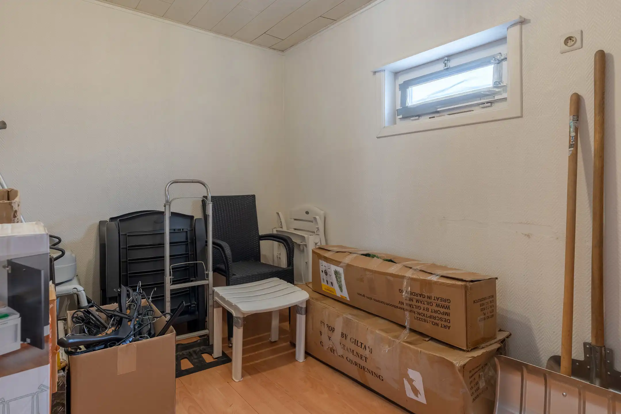 Gunstig gelegen woning met 3 slpks en garage op  505 m² foto 24