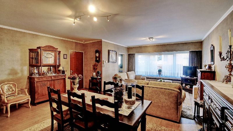 Appartement van 95m² met 2 slaapkamers en balkon foto 2