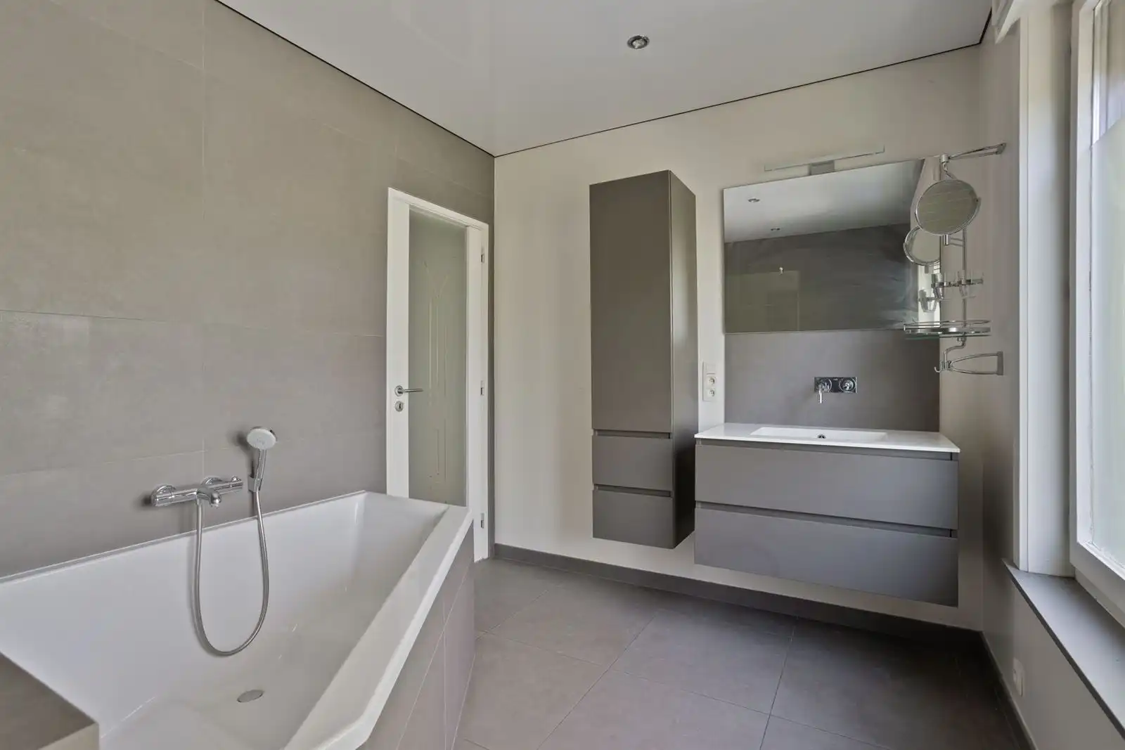 Woning met 3 slaapkamers en bureau te Alsemberg foto 13