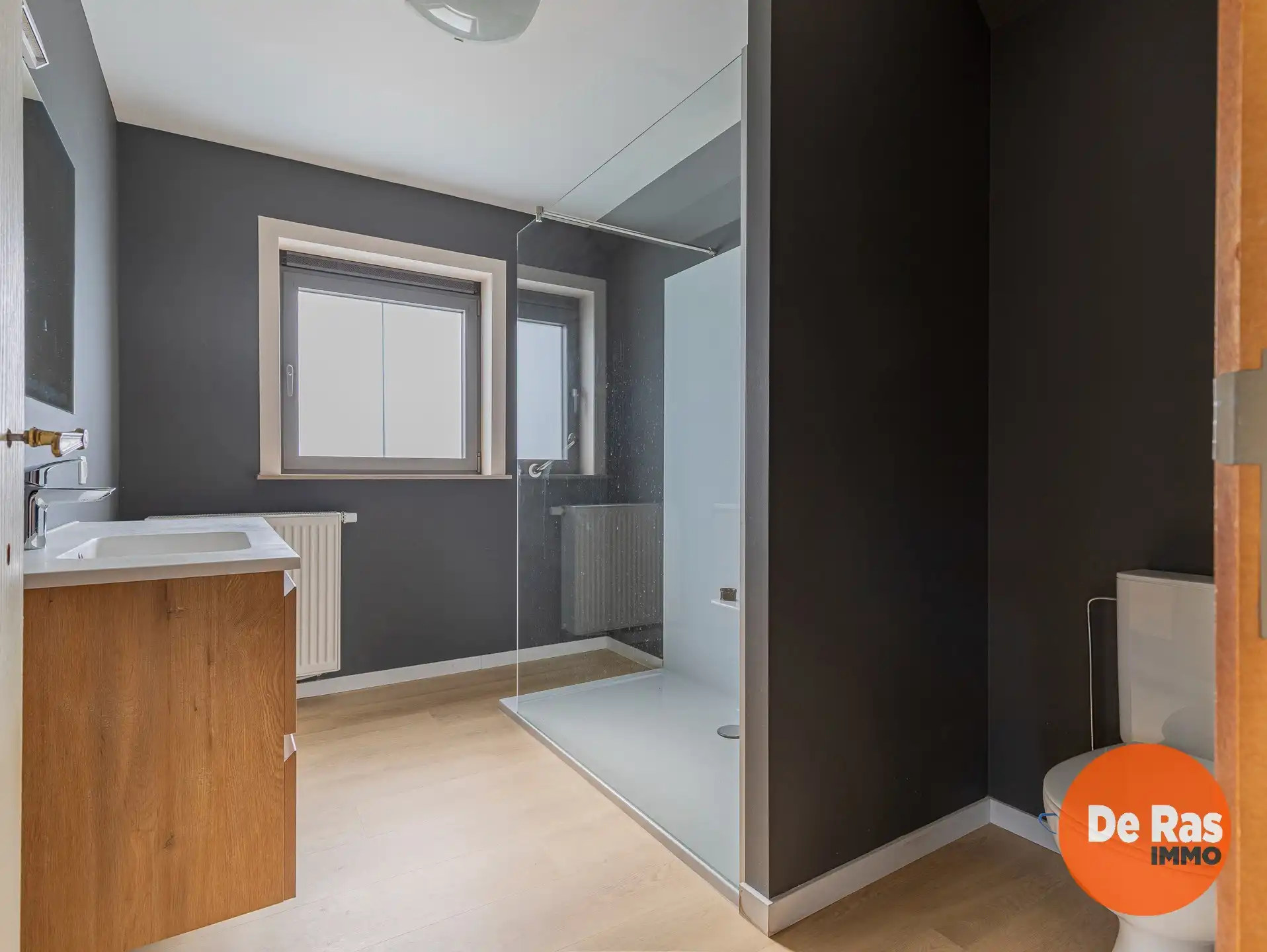 EREMBODEGEM – Solide woning op ca. 25are met topligging foto 9