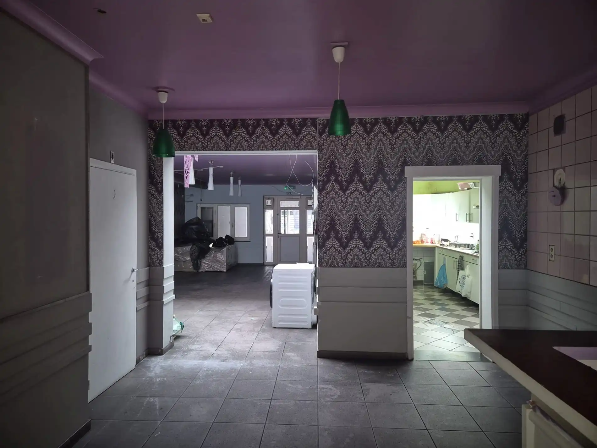 Handelspand met duplex appartement in het hart van Maasmechelen foto 5