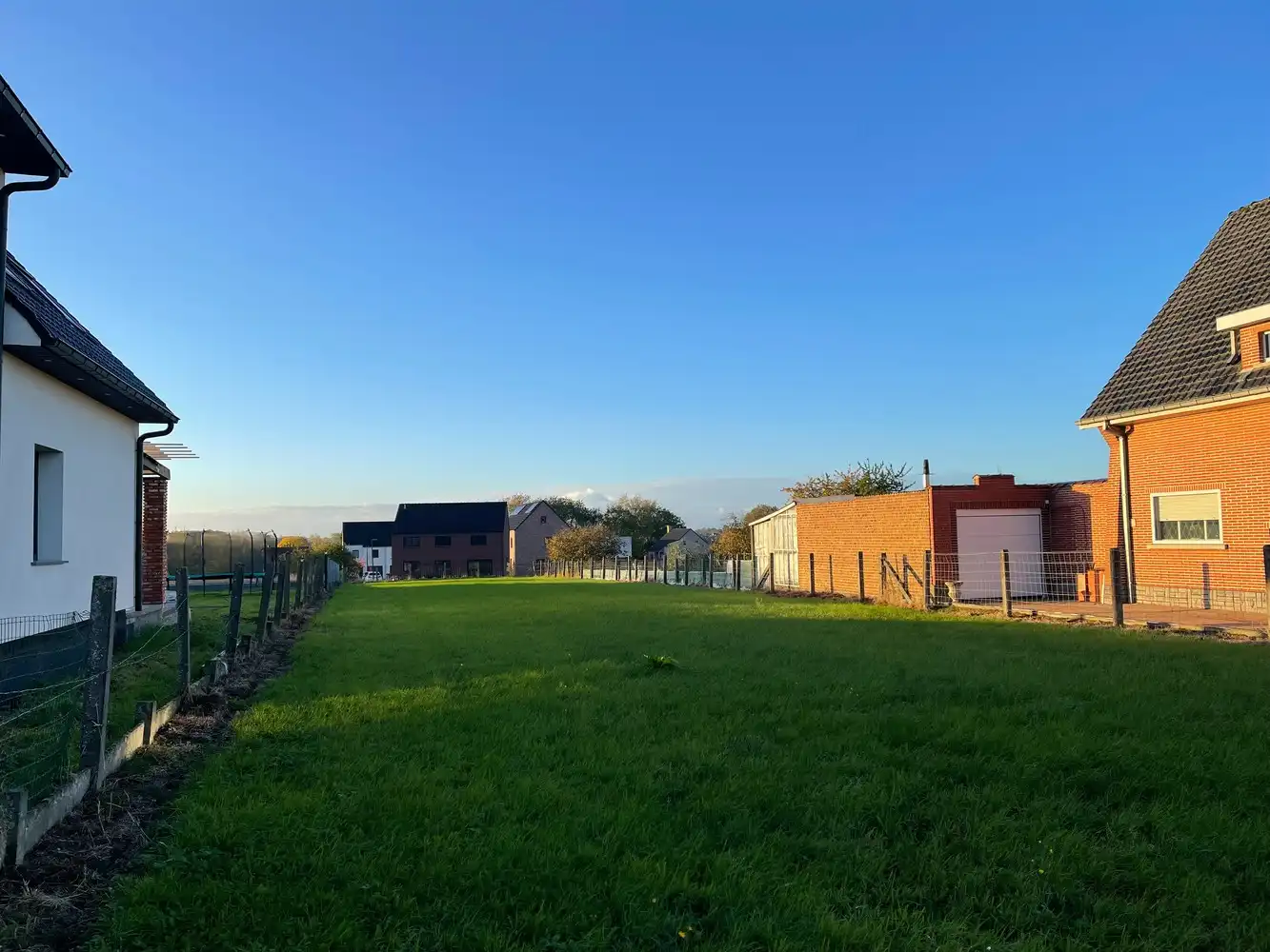 Perceel geschikt voor open bebouwing foto {{pictureIndex}}