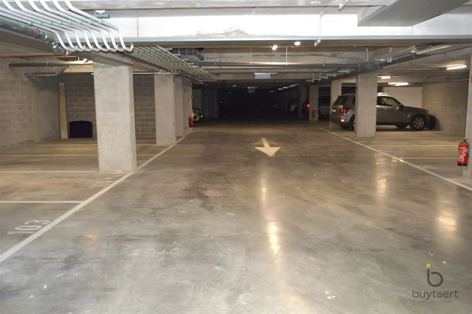 Nieuwbouw appartement met ruim terras en parking te Zoersel. foto 28