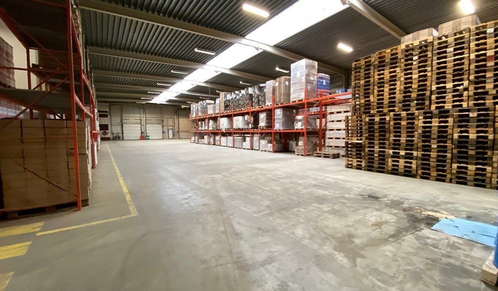 Logistieke loods te huur in I.Z. Krekelenberg Boom foto 4